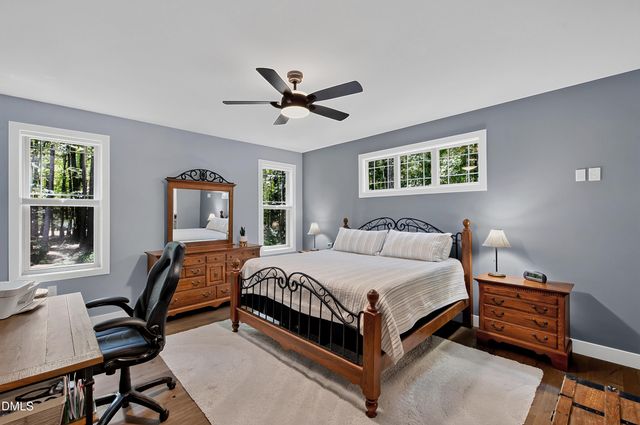 2560 New Hope Drive, Chapel Hill, NC 27514