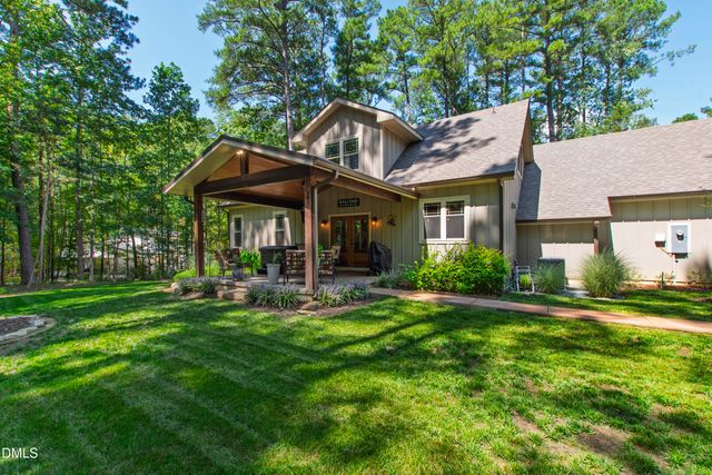 2560 New Hope Drive, Chapel Hill, NC 27514