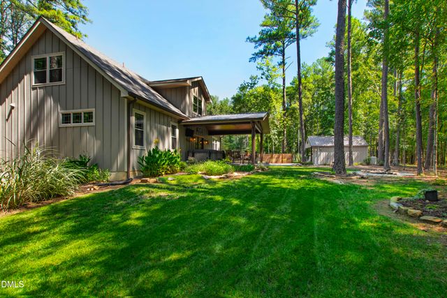 2560 New Hope Drive, Chapel Hill, NC 27514