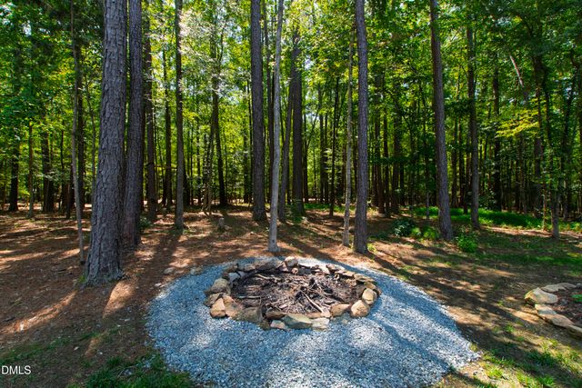 2560 New Hope Drive, Chapel Hill, NC 27514