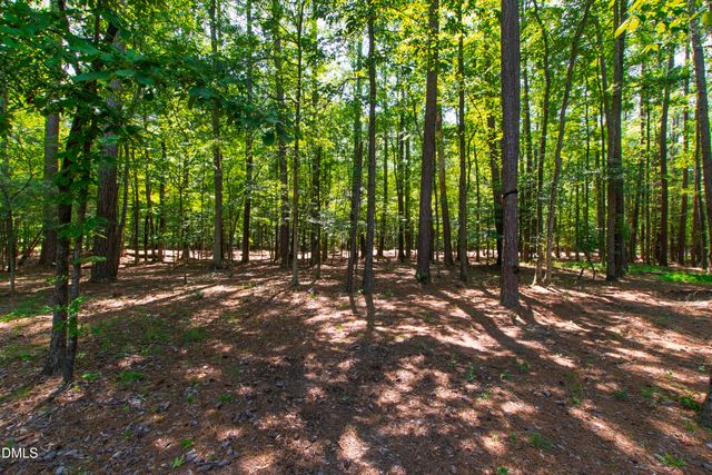 2560 New Hope Drive, Chapel Hill, NC 27514