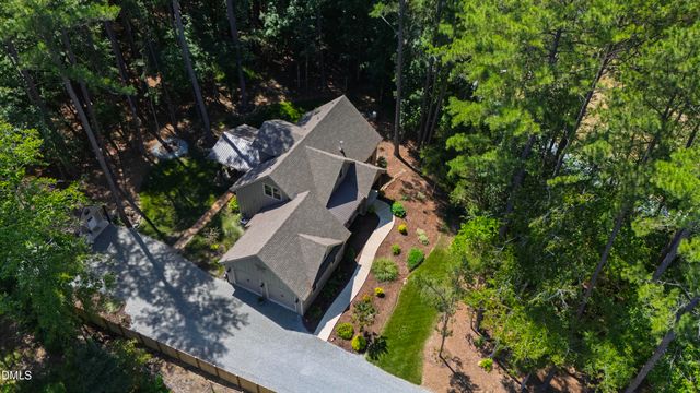 2560 New Hope Drive, Chapel Hill, NC 27514