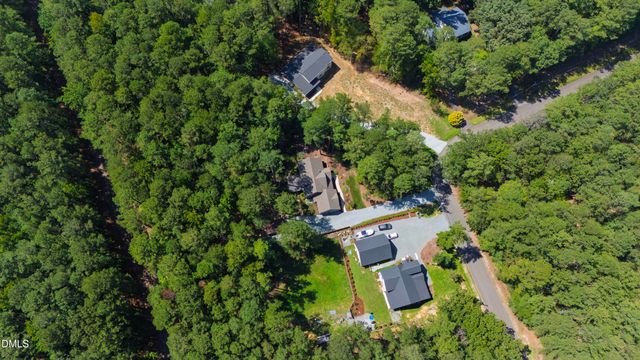 2560 New Hope Drive, Chapel Hill, NC 27514