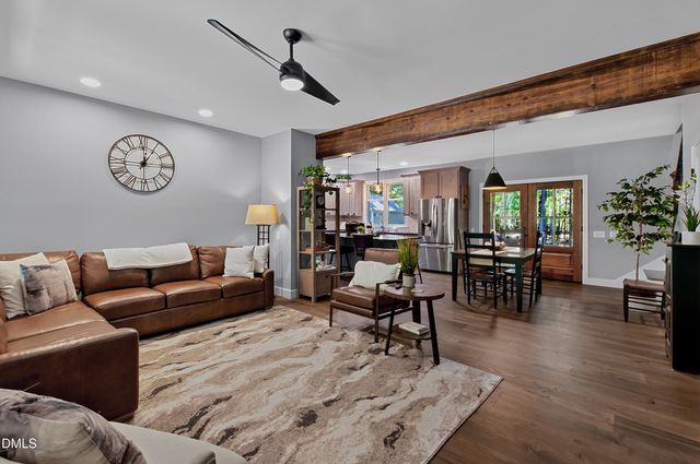 2560 New Hope Drive, Chapel Hill, NC 27514