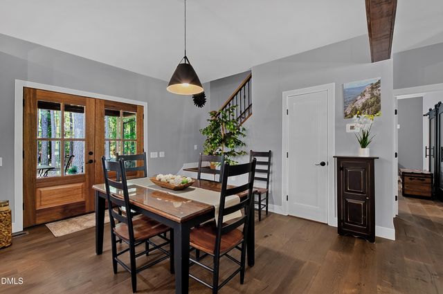 2560 New Hope Drive, Chapel Hill, NC 27514