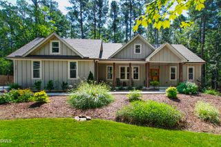 2560 New Hope Drive, Chapel Hill, NC 27514