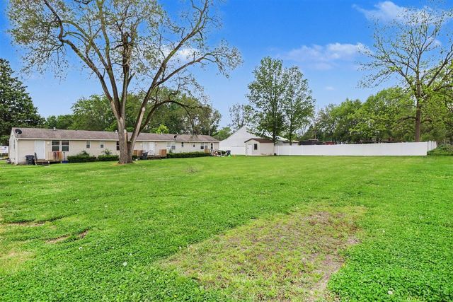 521 N Spruce Street, Vicksburg, MI 49097