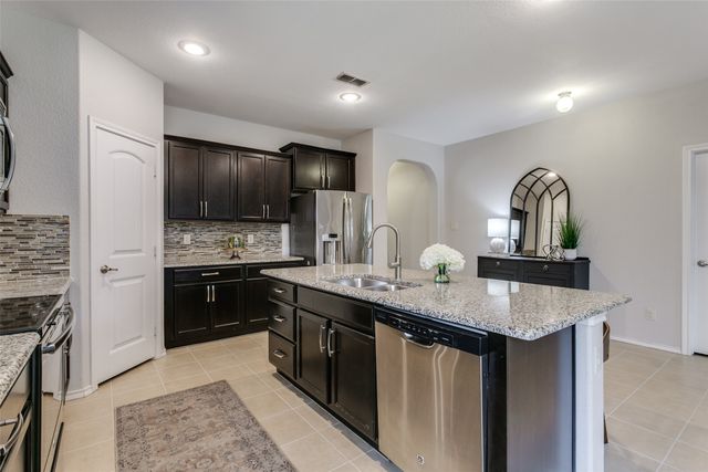 3932 Lazy River Ranch Road, Fort Worth, TX 76262