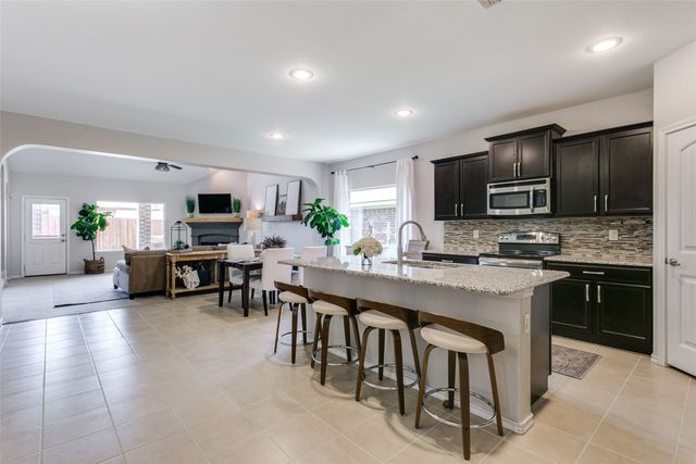 3932 Lazy River Ranch Road, Fort Worth, TX 76262