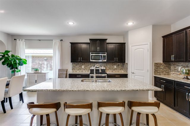 3932 Lazy River Ranch Road, Fort Worth, TX 76262