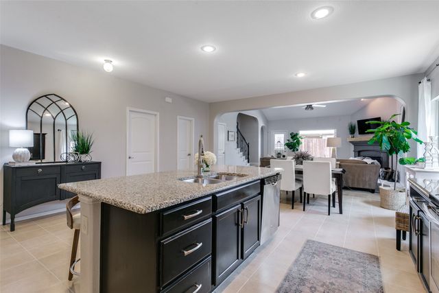 3932 Lazy River Ranch Road, Fort Worth, TX 76262