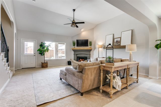 3932 Lazy River Ranch Road, Fort Worth, TX 76262