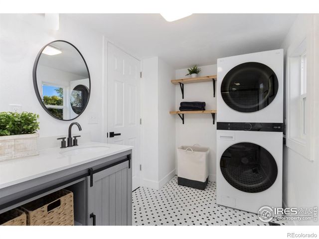 437 Clover Lane, Fort Collins, CO 80521