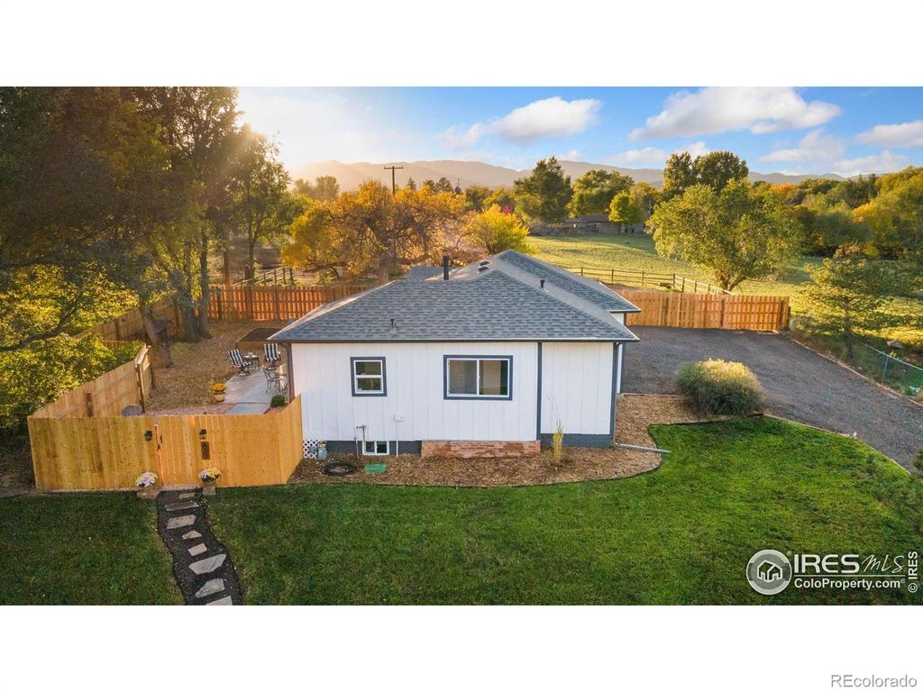 437 Clover Lane, Fort Collins, CO 80521