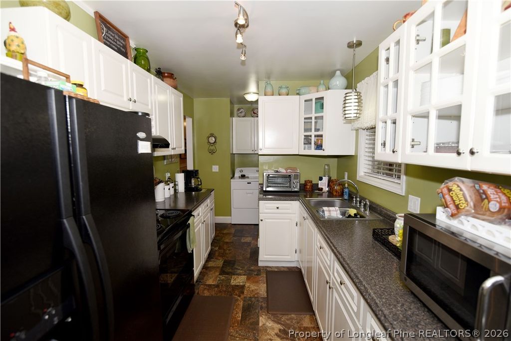 386 Oakwood Heights Drive, Lumberton, NC 28358 — photo 12