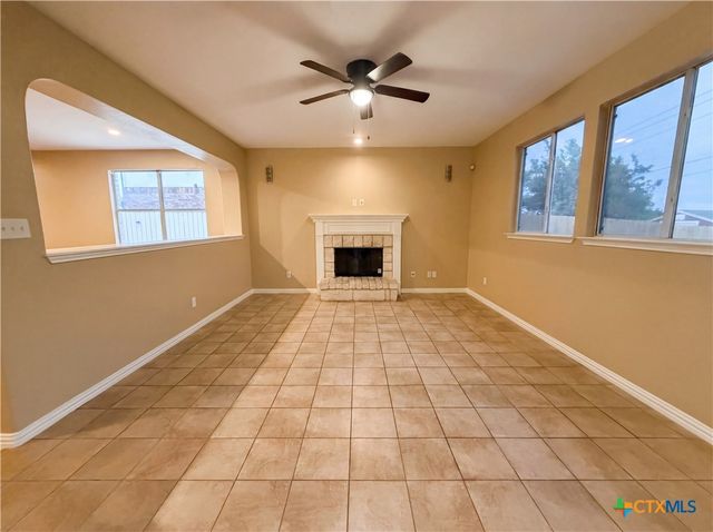 5103 Sydney Harbour Court, Killeen, TX 76549