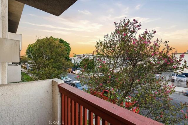 20234 Cantara, Winnetka, CA 91306