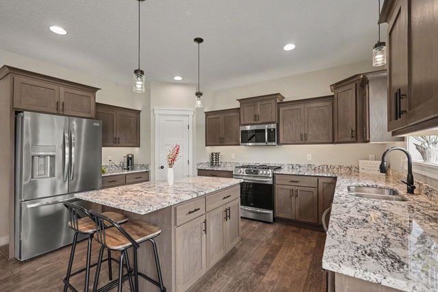5973 178th Street W, Lakeville, MN 55044