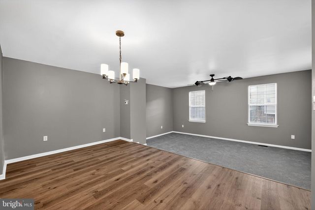 1 W MCCAULLEY CT, Wilmington, DE 19801