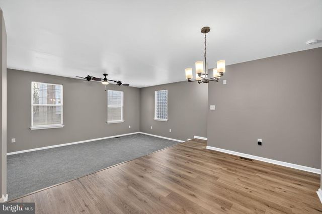 1 W MCCAULLEY CT, Wilmington, DE 19801