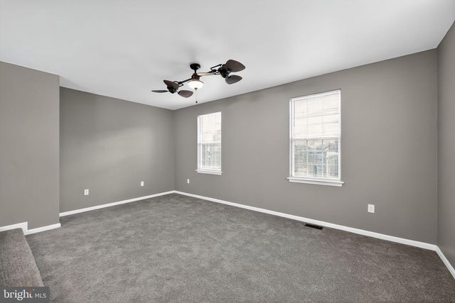 1 W MCCAULLEY CT, Wilmington, DE 19801