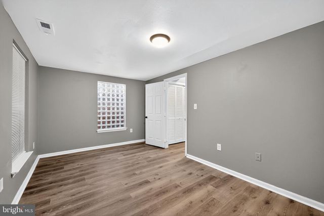 1 W MCCAULLEY CT, Wilmington, DE 19801