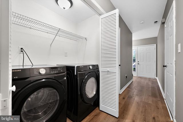 1 W MCCAULLEY CT, Wilmington, DE 19801