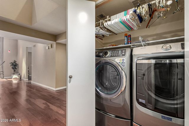 4279 E AGAVE Road, Phoenix, AZ 85044