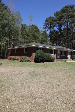 6591 Goldsboro Road, Wade, NC 28395