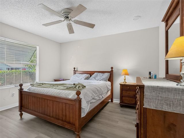 1222 SANTOS PLACE, Lady Lake, FL 32159