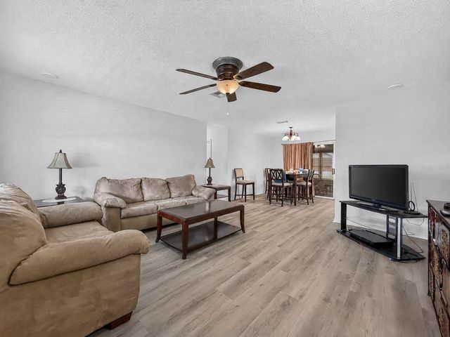 1222 SANTOS PLACE, Lady Lake, FL 32159