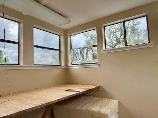 6 Woodridge CIR, Wimberley, TX 78676