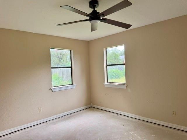 6 Woodridge CIR, Wimberley, TX 78676
