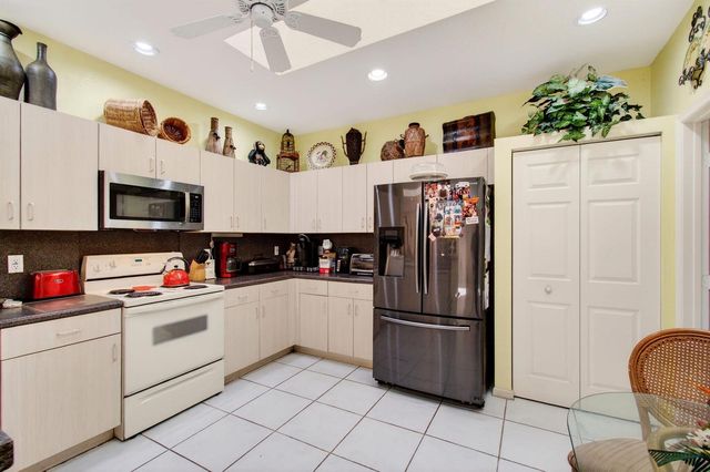 12527 Crystal Pointe Drive C, Boynton Beach, FL 33437