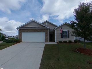 210 Sweetgrass Lane, Piedmont, SC 29673
