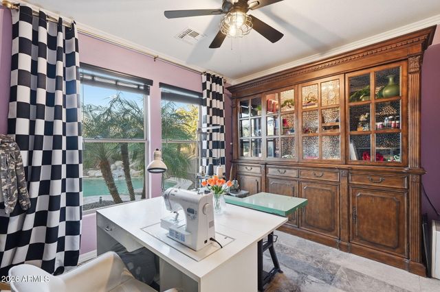 25855 N SANDSTONE Way, Surprise, AZ 85387