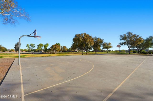 25855 N SANDSTONE Way, Surprise, AZ 85387