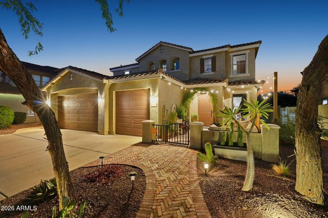 25855 N SANDSTONE Way, Surprise, AZ 85387