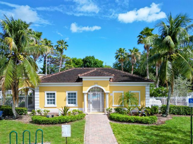 773 Pipers Cay Drive, West Palm Beach, FL 33415