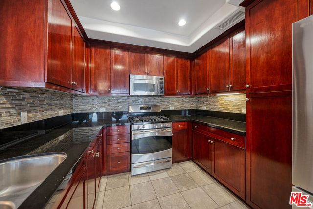 629 Traction Avenue 609, Los Angeles, CA 90013