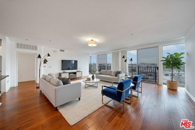 629 Traction Avenue 609, Los Angeles, CA 90013