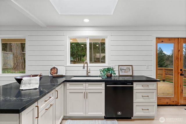 4222 58th St Court NW, Gig Harbor, WA 98335