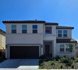 420 Monastery Dr, Lathrop, CA 95330