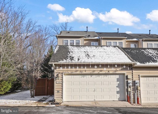 12801 HALF MOON LN, Woodbridge, VA 22192