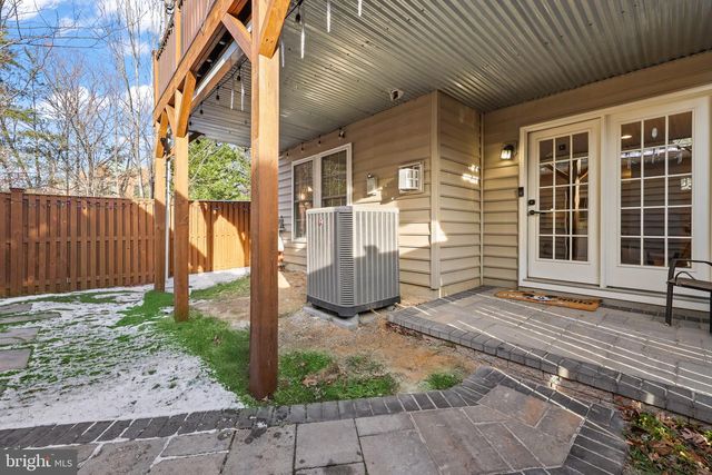 12801 HALF MOON LN, Woodbridge, VA 22192