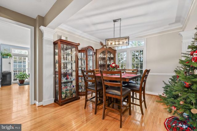 12801 HALF MOON LN, Woodbridge, VA 22192