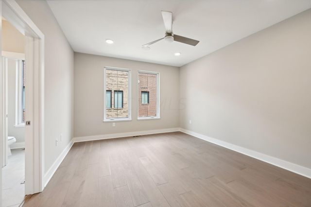 510 Riverfront Lane, Columbus, OH 43201