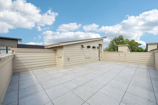 510 Riverfront Lane, Columbus, OH 43201