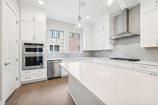 510 Riverfront Lane, Columbus, OH 43201