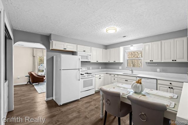 1111 S Old Us Highway 23, Brighton, MI 48114